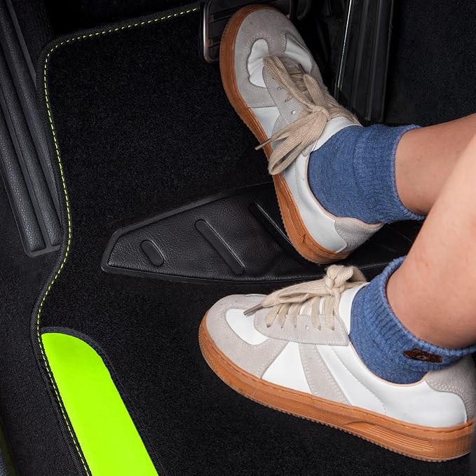 CAR PASS Fluorescent Leather & Waterproof Car Carpet Floor Mats, Universal Car - Image 4